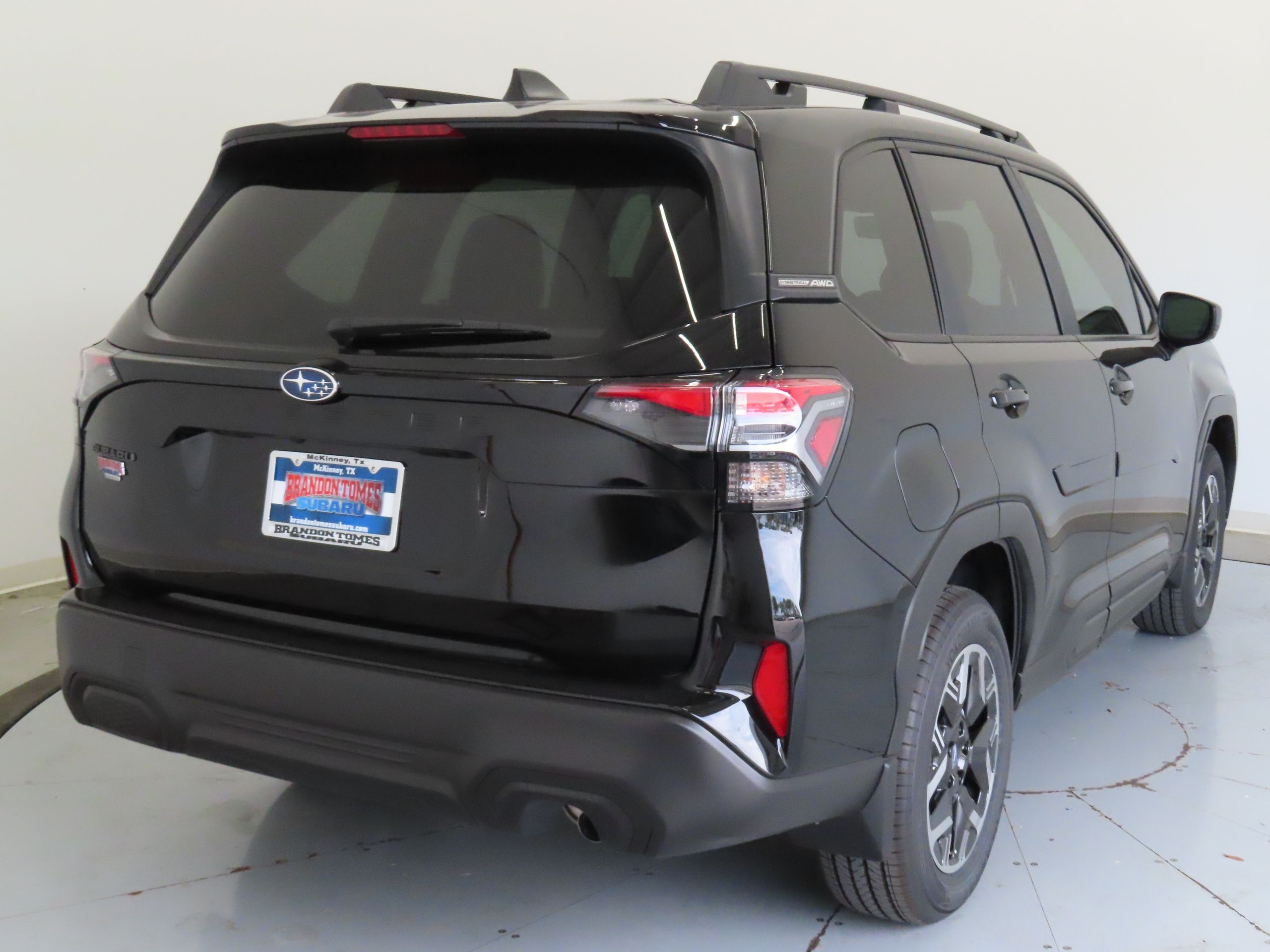 2025 Subaru Forester Premium photo 3