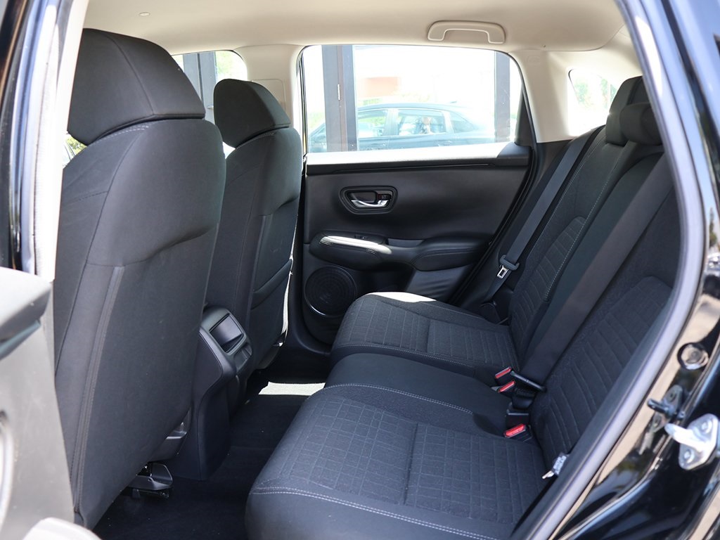 2023 Honda HR-V LX photo 28