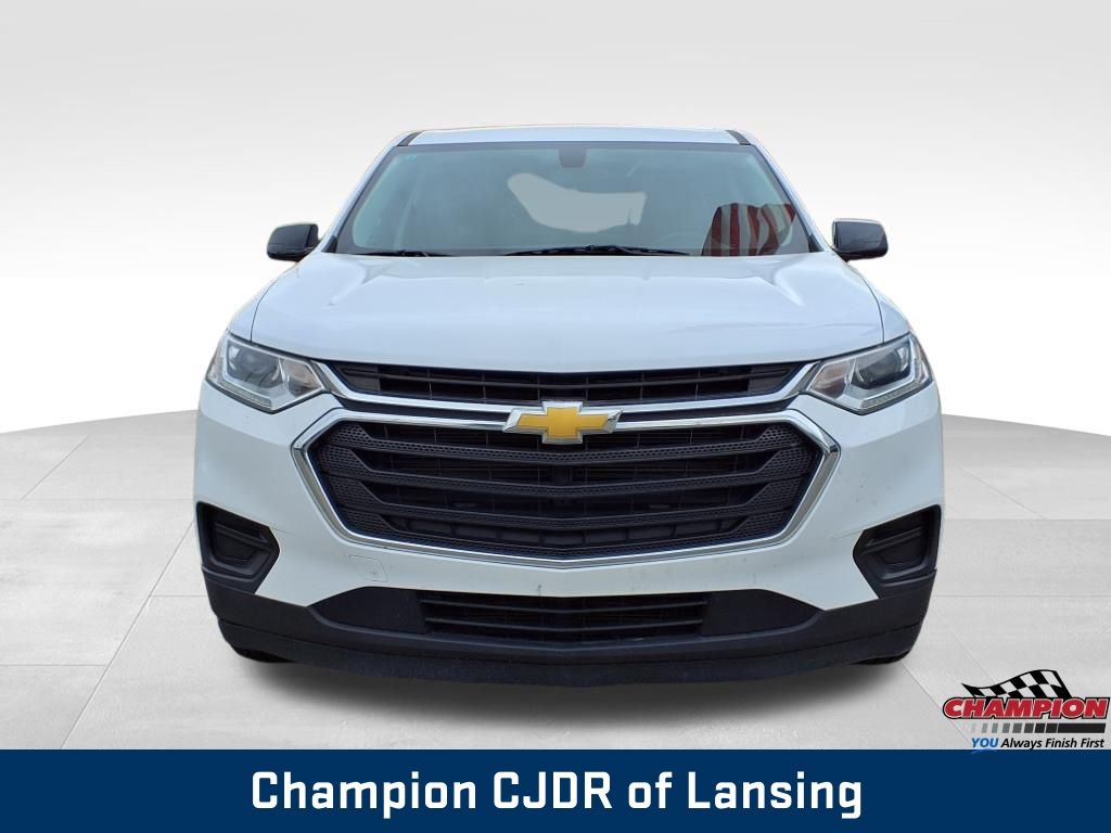 2019 Chevrolet Traverse LS photo 2