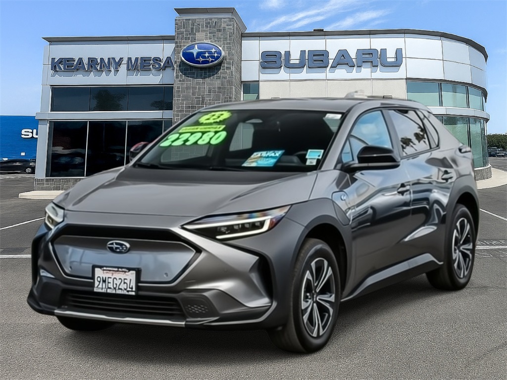 2023 Subaru Solterra Premium photo 2