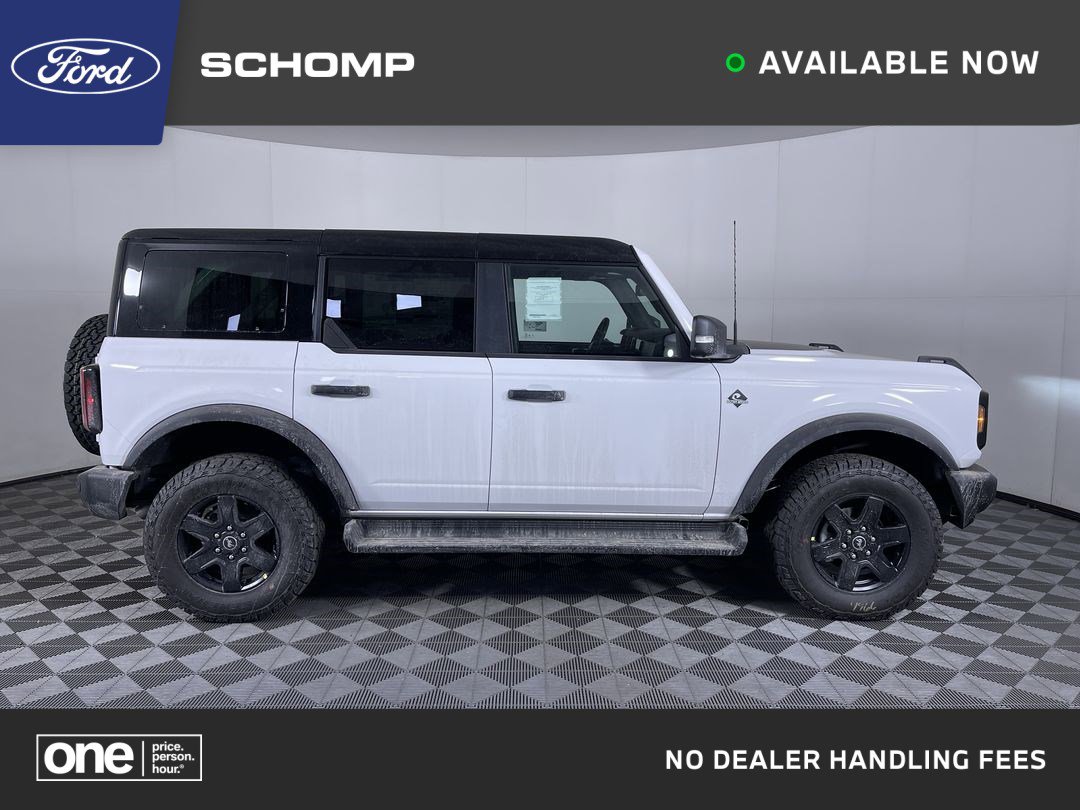 2025 Ford Bronco 4-Door Outer Banks's photo