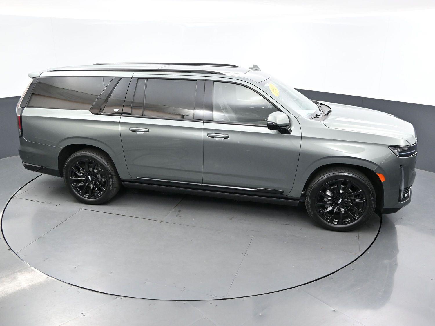 2023 Cadillac Escalade ESV Sport Platinum photo 43