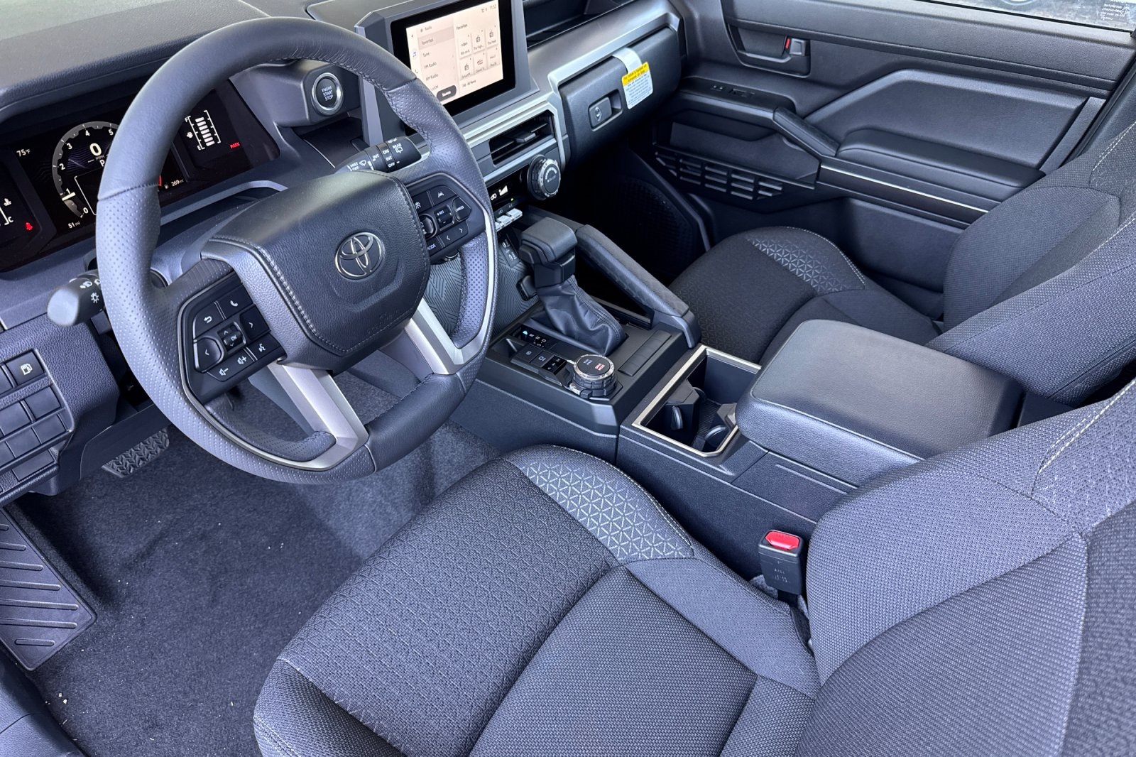 2025 Toyota 4Runner SR5 photo 11