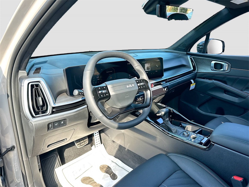 2026 Kia Sorento X-Line SX Prestige photo 6