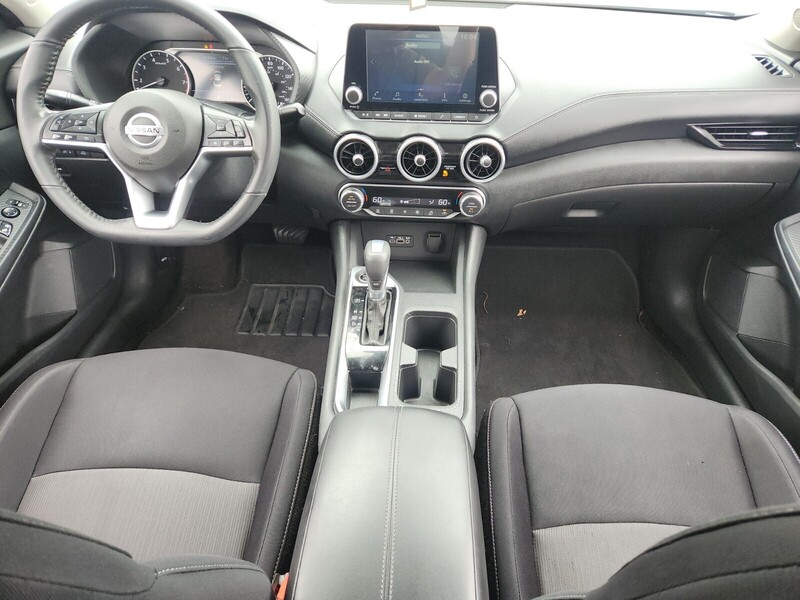 2021 Nissan Sentra SV photo 13