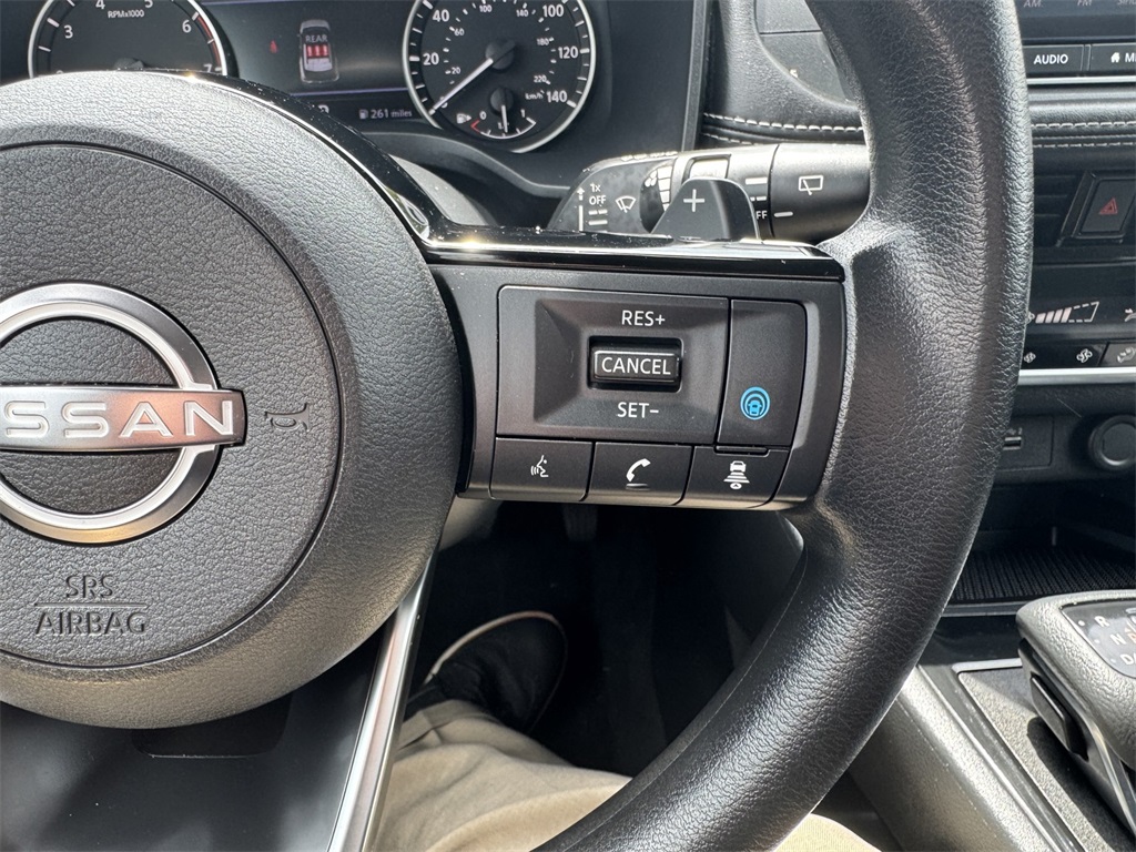 2023 Nissan Rogue SV photo 21