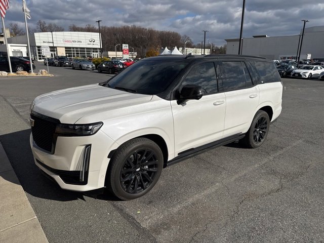 2024 Cadillac Escalade Sport's photo