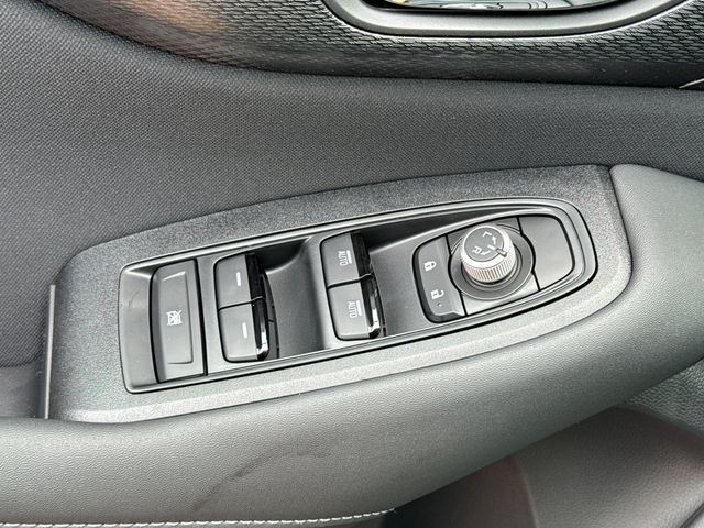 2025 Subaru Outback Premium photo 12