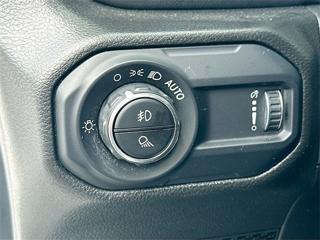 2023 Jeep Gladiator High Altitude photo 10