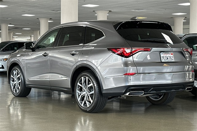 2023 Acura MDX Technology SH-AWD photo 6