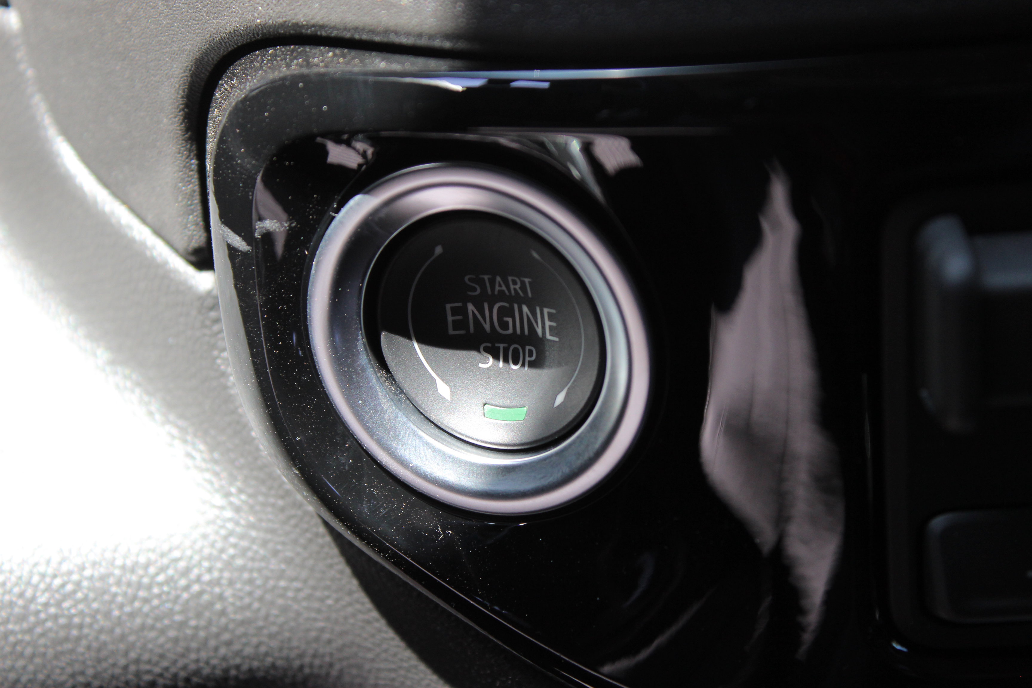 2025 Chevrolet Silverado 1500 LTZ photo 23