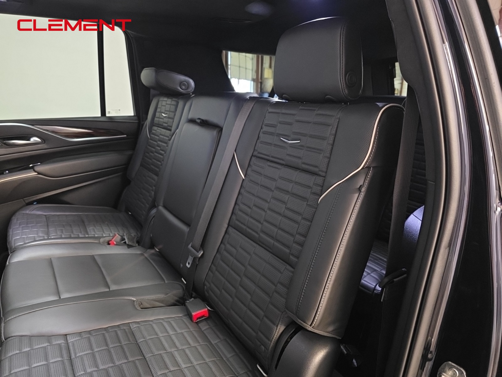 2022 Cadillac Escalade ESV Sport Platinum photo 29