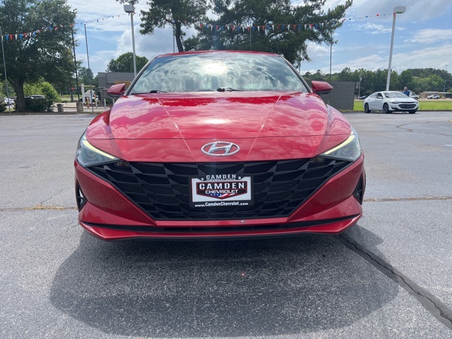 2021 Hyundai Elantra SEL photo 2