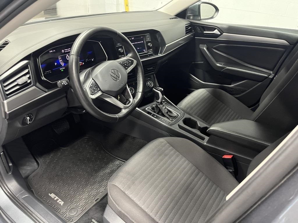 2024 Volkswagen Jetta 1.5T S photo 2
