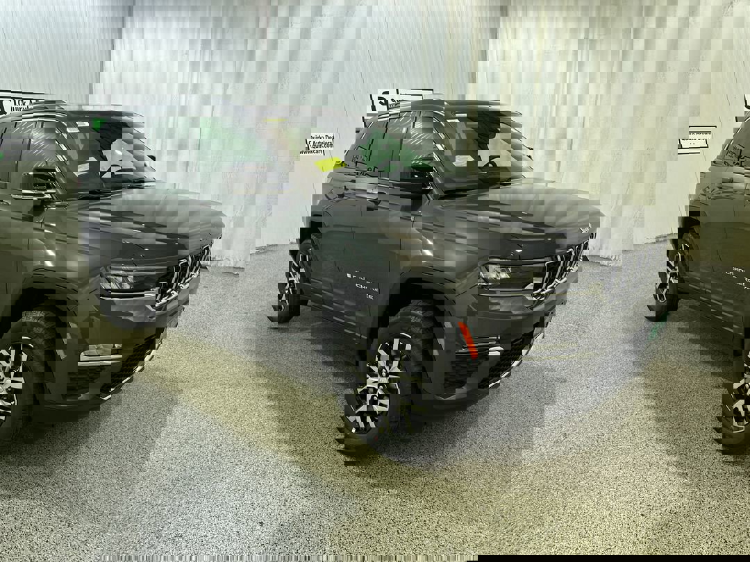 2025 Jeep Grand Cherokee Limited's photo