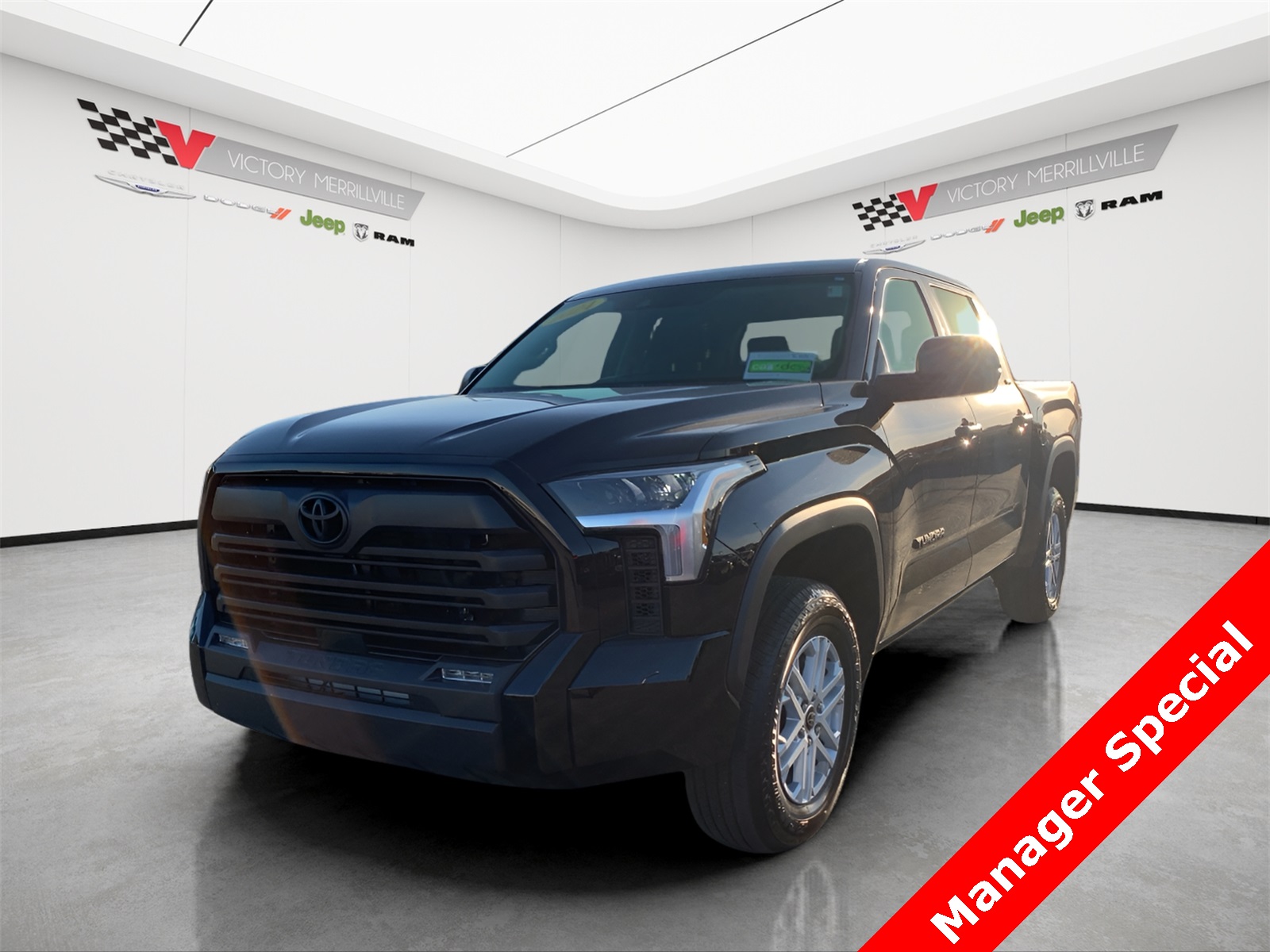 2024 Toyota Tundra SR5's photo