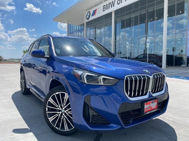 2026 BMW X1 28i's photo