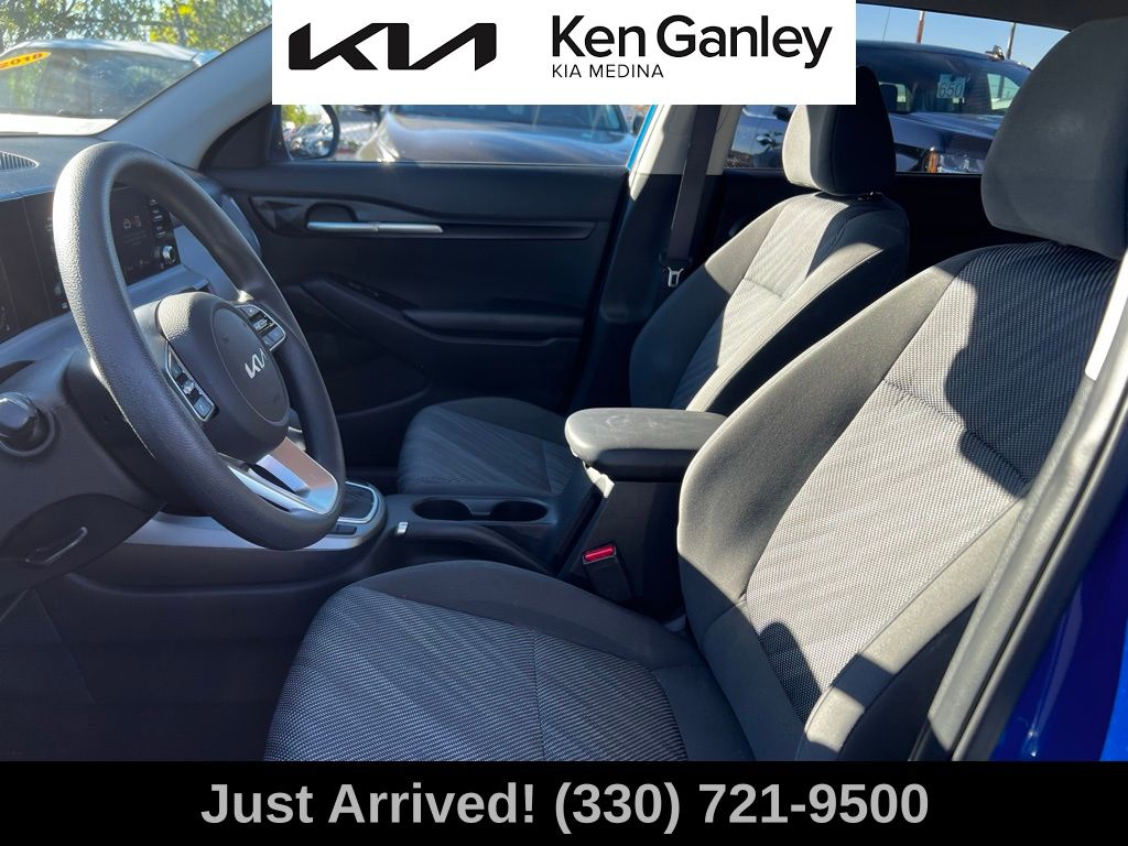 2024 Kia Seltos LX photo 11