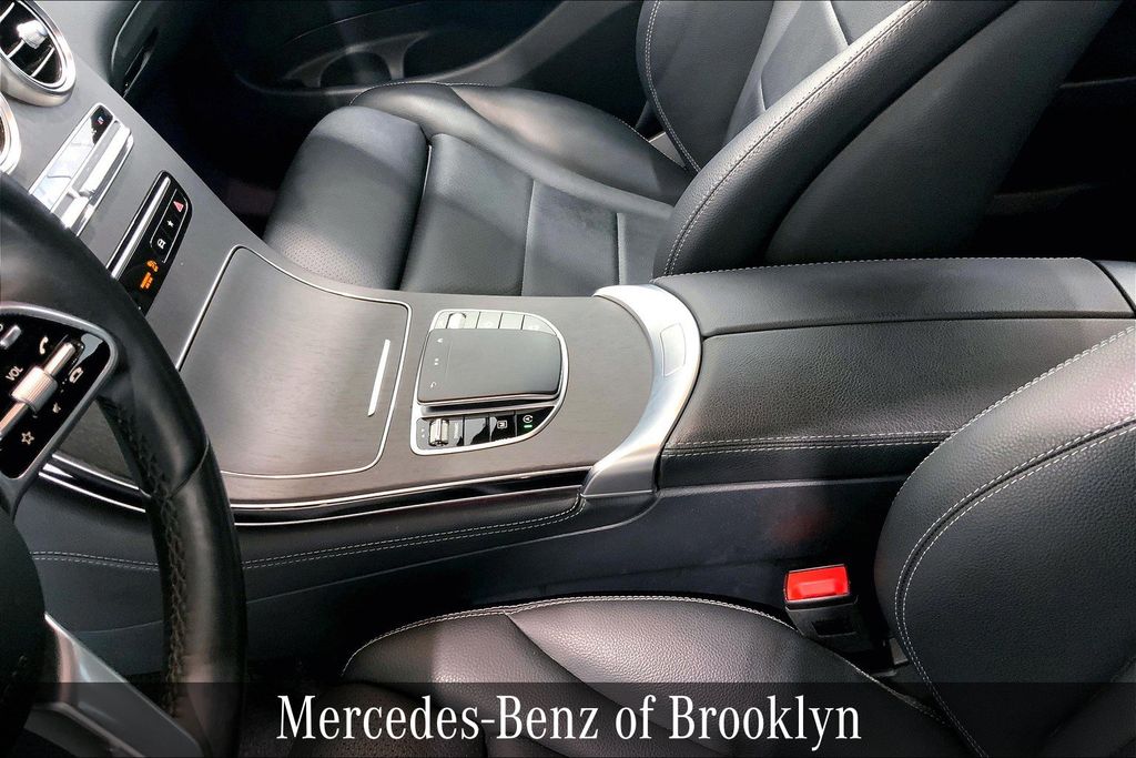2020 Mercedes Benz GLC 300 4MATIC photo 14