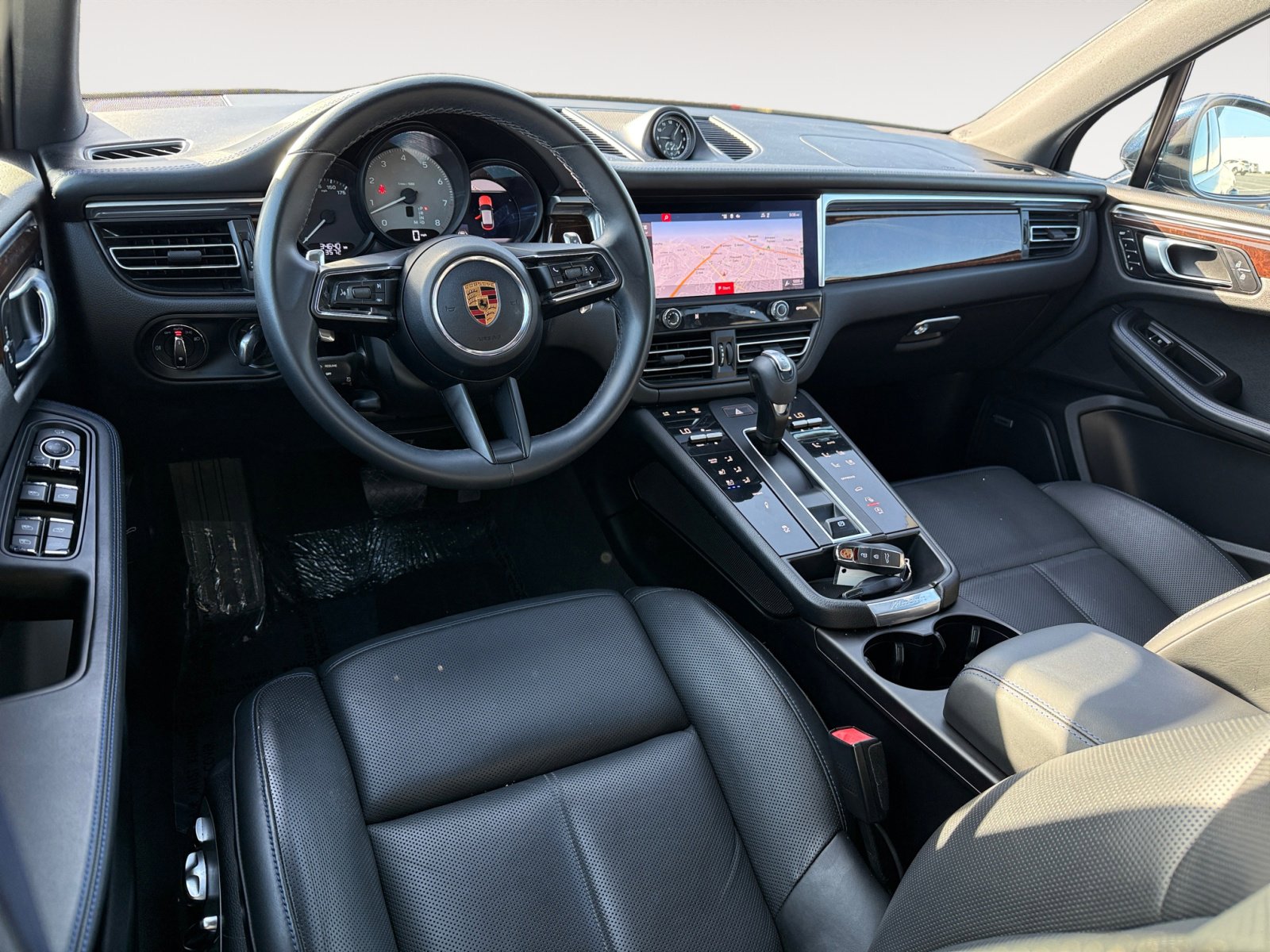 2022 Porsche Macan S photo 15