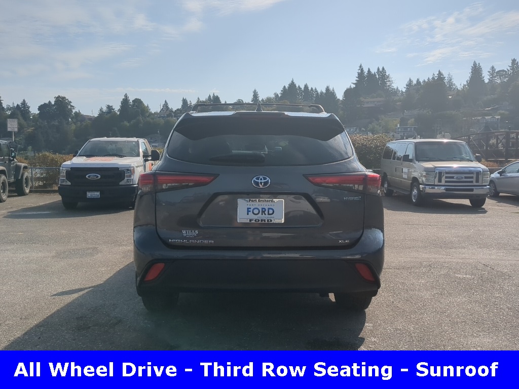 2021 Toyota Highlander Hybrid XLE photo 13