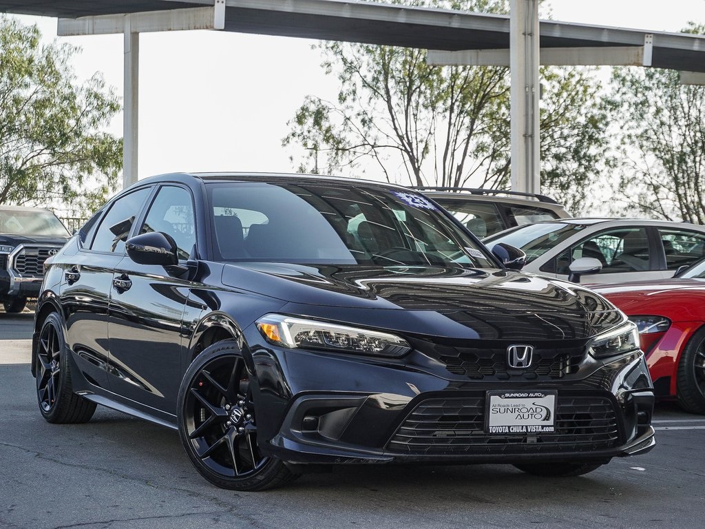 2023 Honda Civic Hatchback Sport's photo