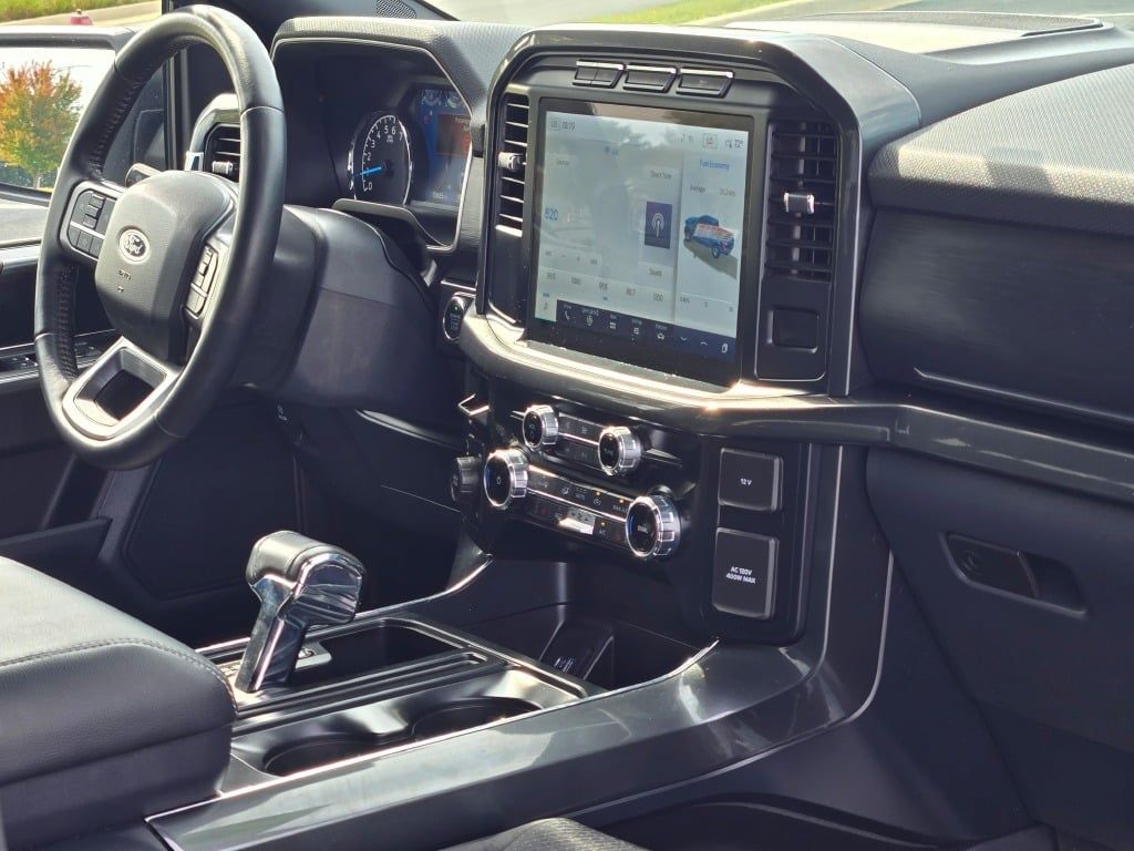 2022 Ford F-150 XLT photo 7