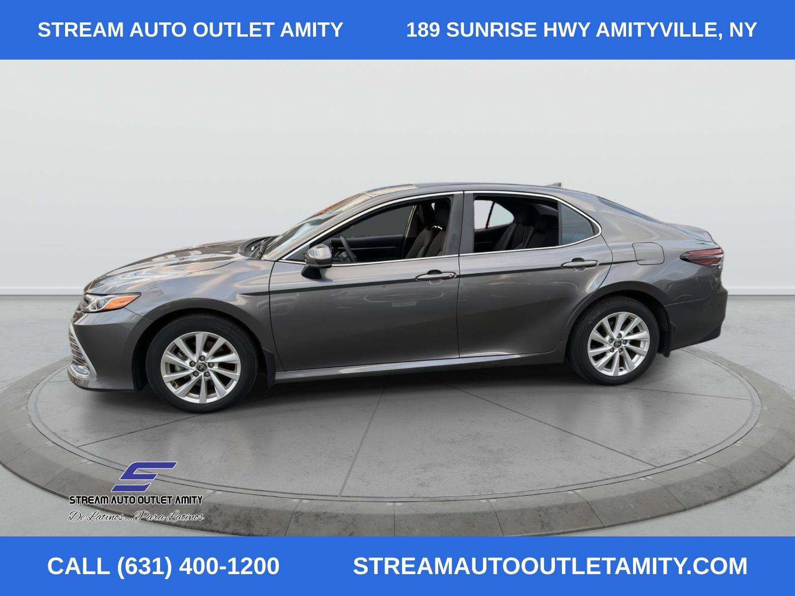 2023 Toyota Camry LE photo 4