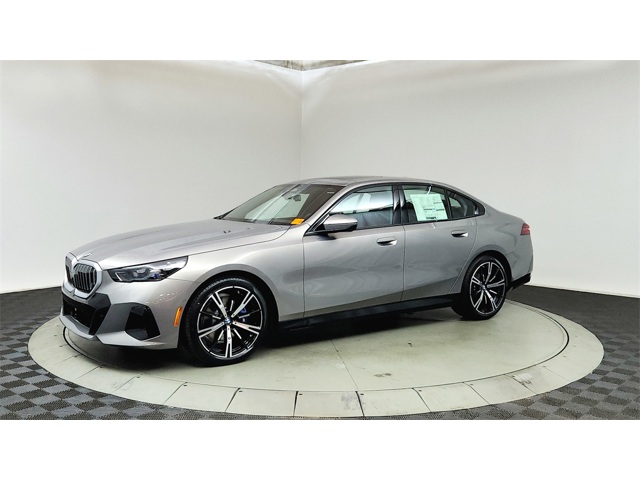 2026 Bmw 530i 530i xDrive photo 3