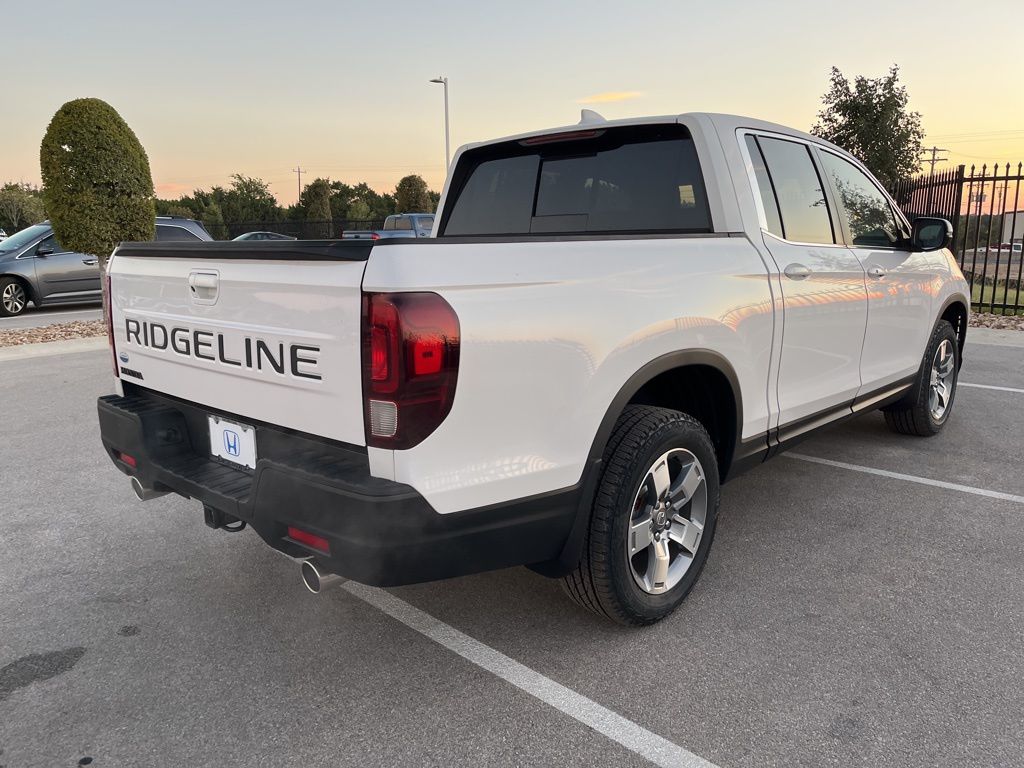 2025 Honda Ridgeline RTL photo 3