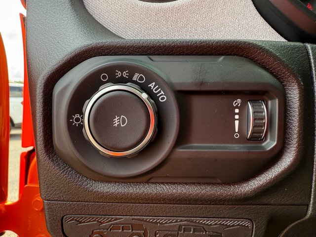 2025 Jeep Wrangler Sport S photo 21