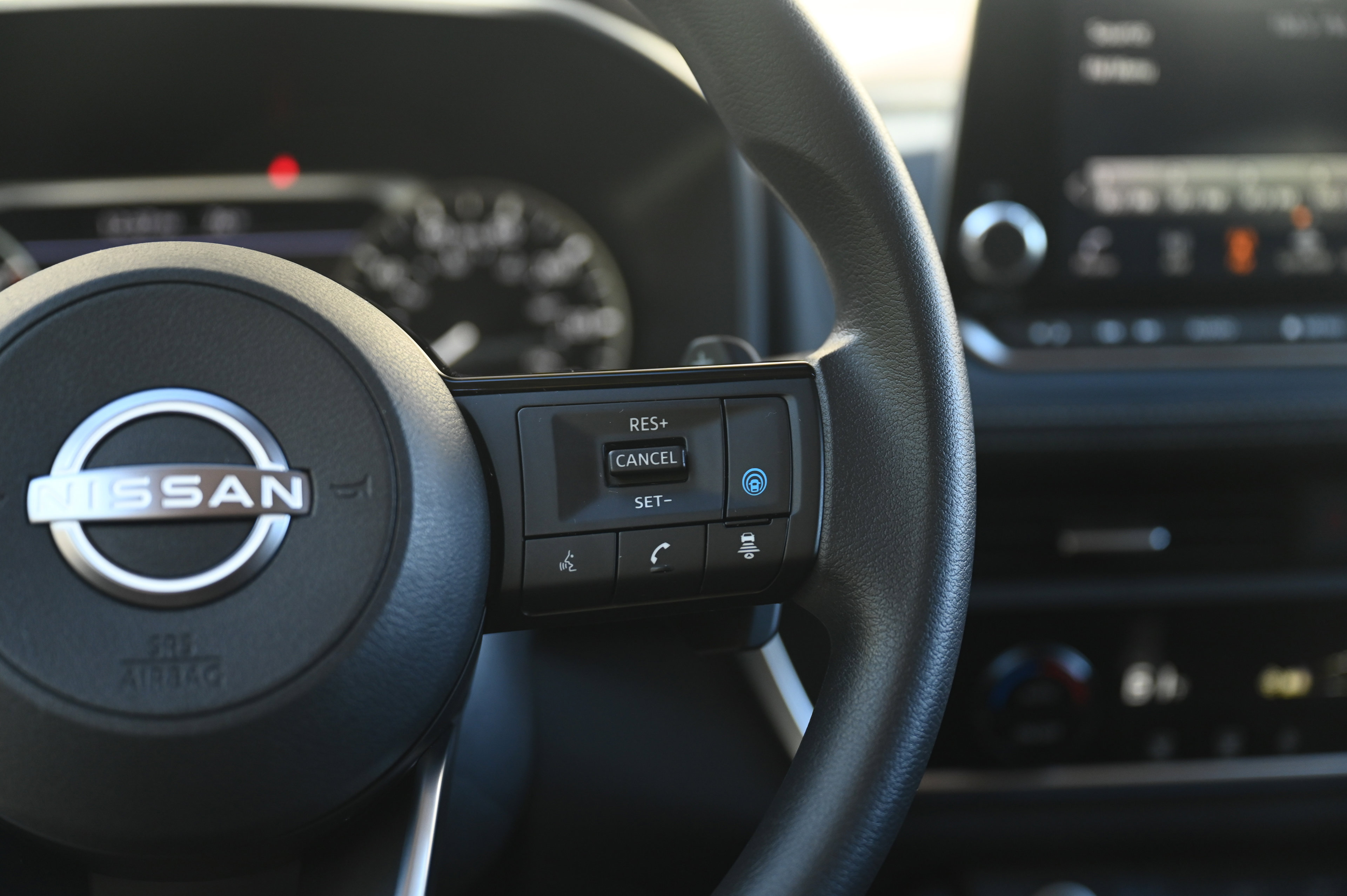 2023 Nissan Rogue SV photo 33