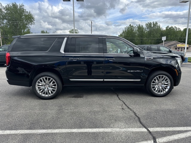 2025 Gmc Yukon XL Denali photo 4
