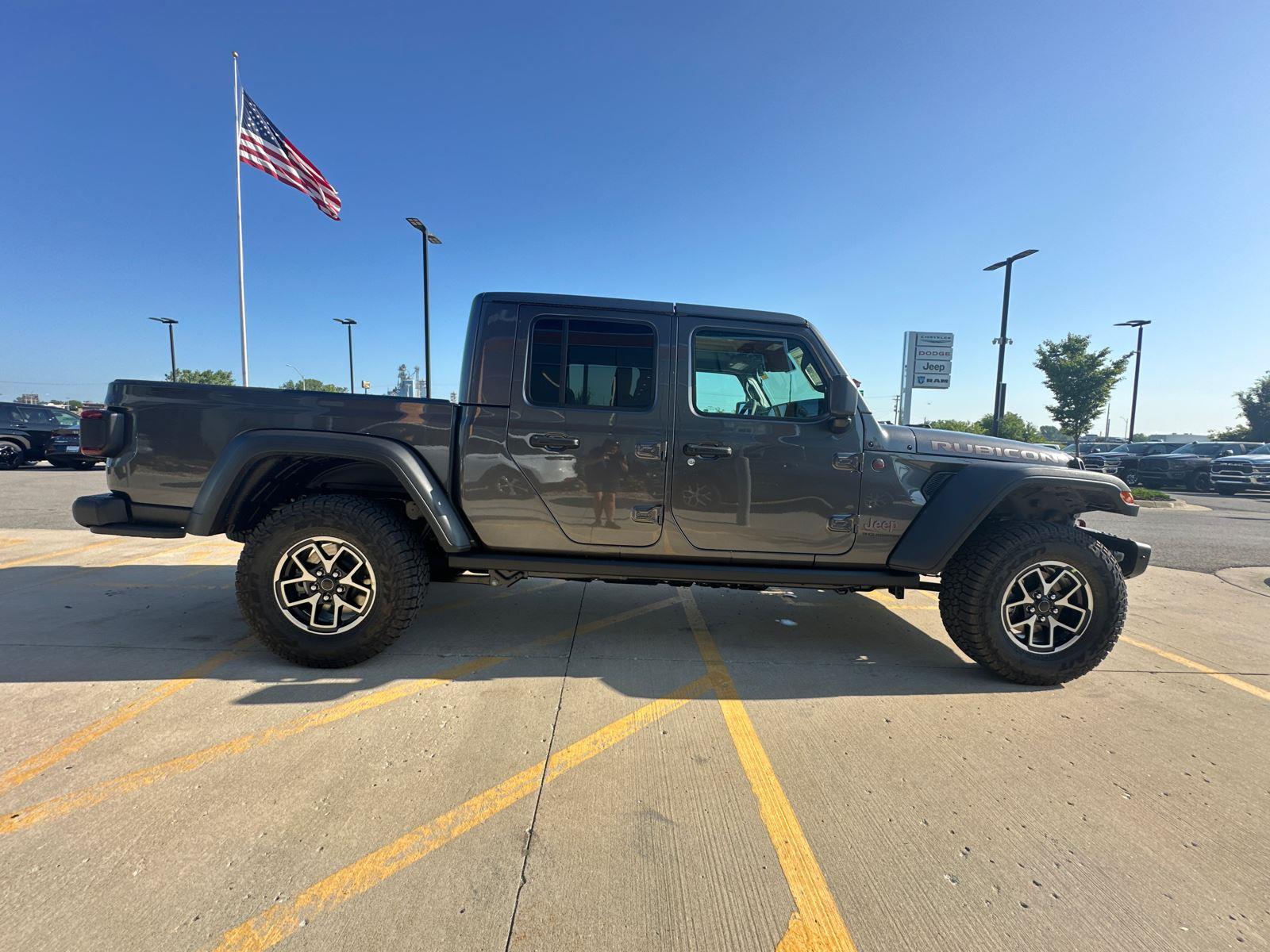 2025 Jeep Gladiator Rubicon photo 6