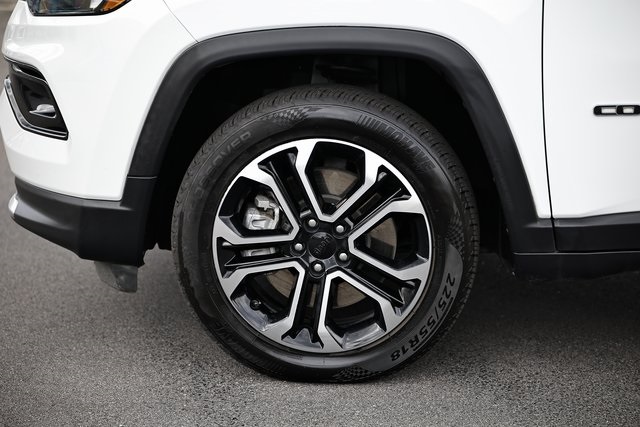 2024 Jeep Compass Limited photo 3