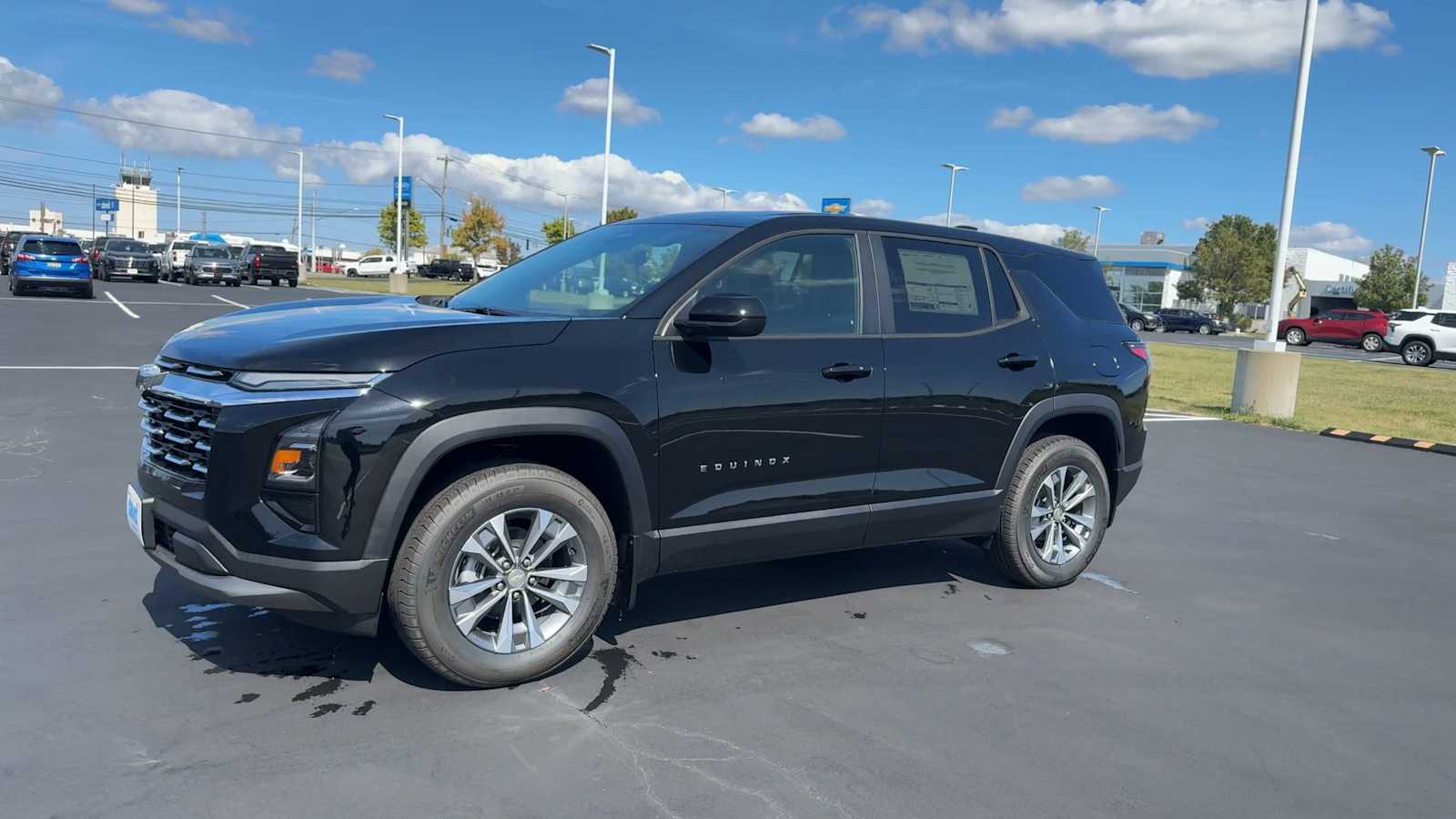 2026 Chevrolet Equinox LT photo 3