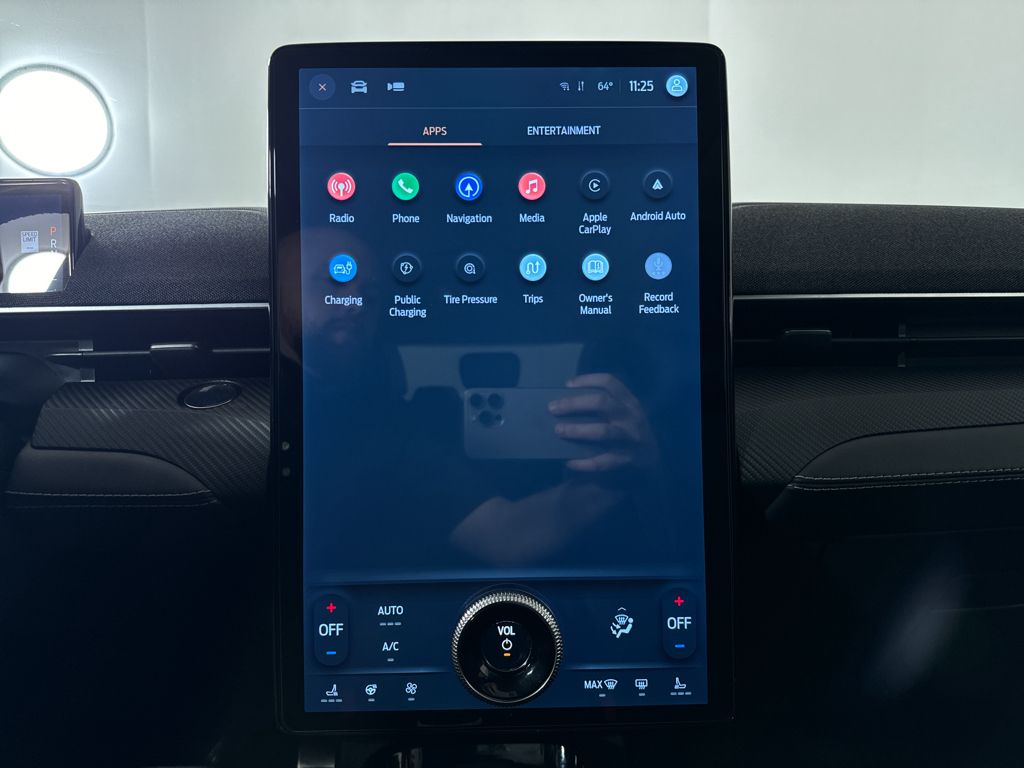 2021 Ford Mustang Mach-E Premium photo 28