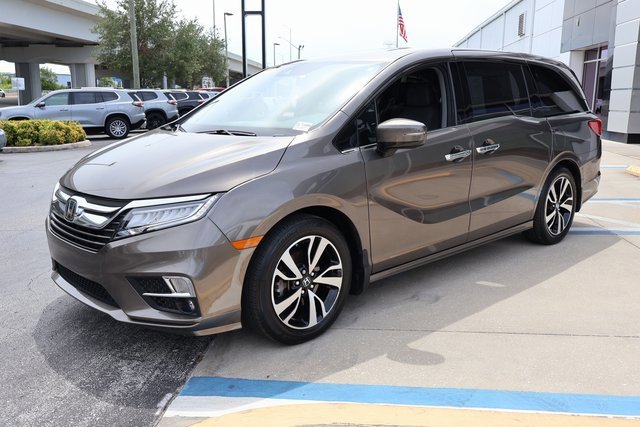 2019 Honda Odyssey Elite photo 3
