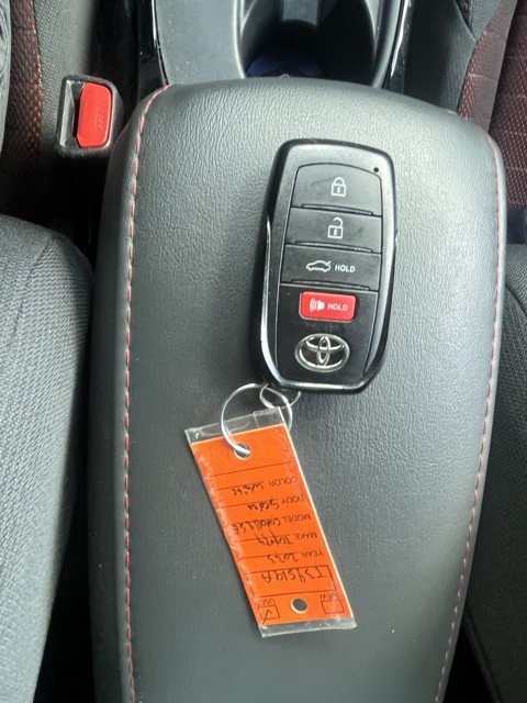 2023 Toyota Corolla SE photo 13
