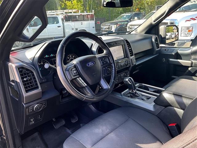 2020 Ford F-150 XLT photo 13
