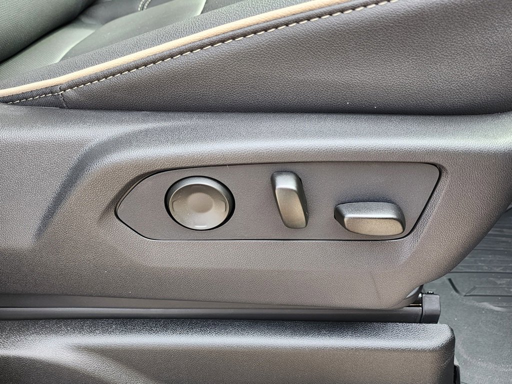 2025 Gmc Yukon photo 43