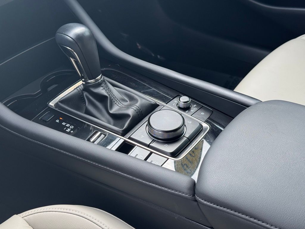 2019 Mazda Mazda3 Preferred photo 17