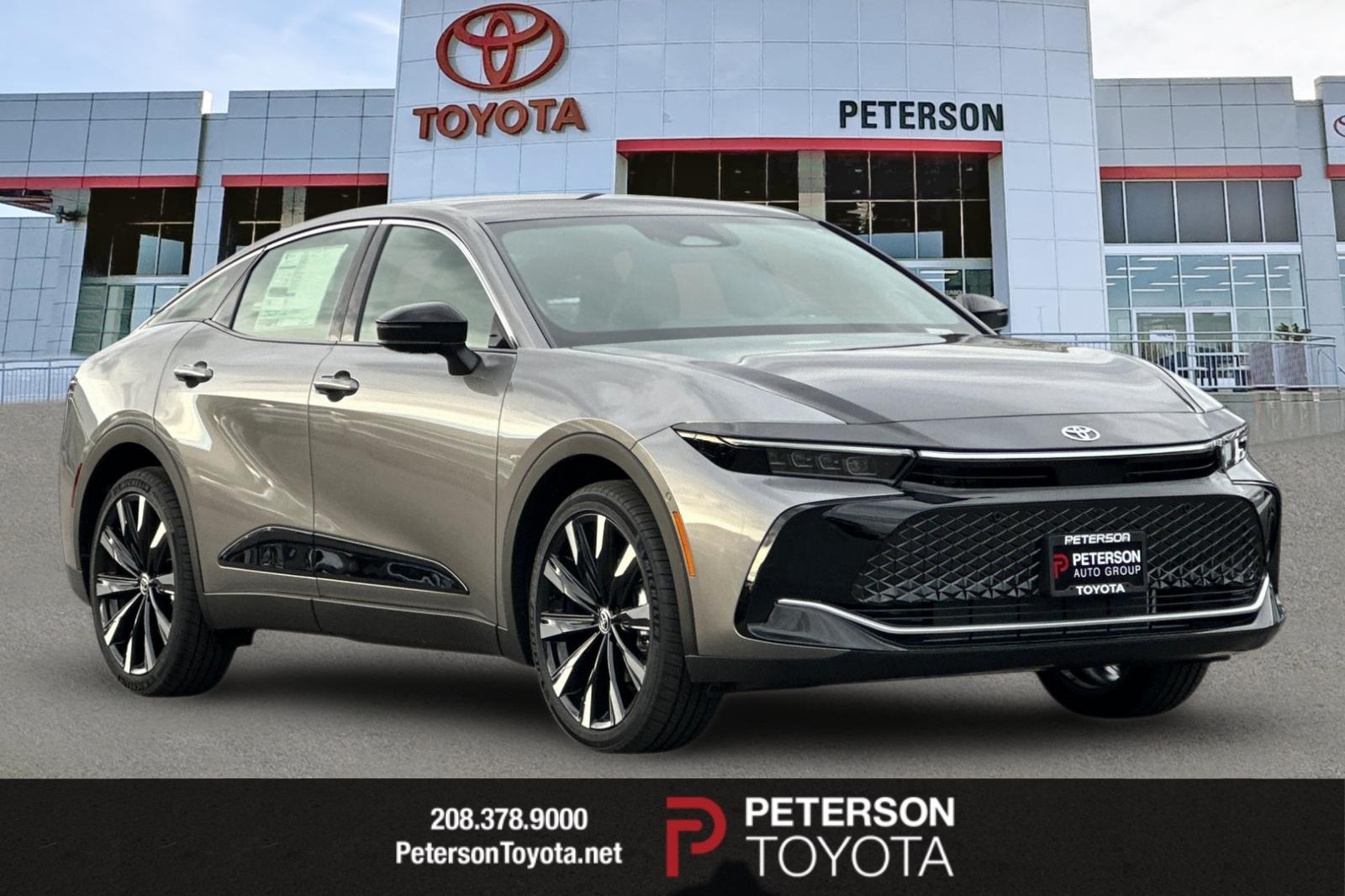 2026 Toyota Crown Platinum's photo