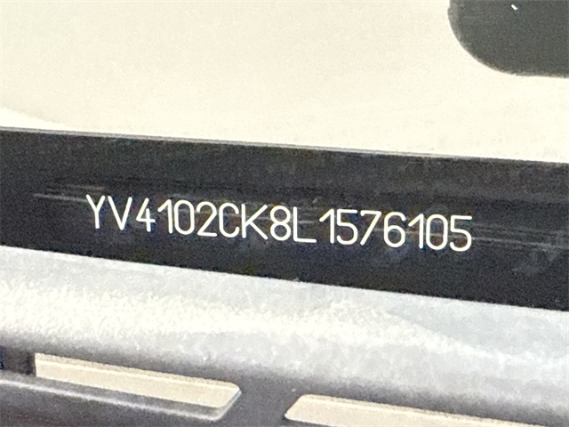 2020 Volvo XC90 T5 Momentum photo 28