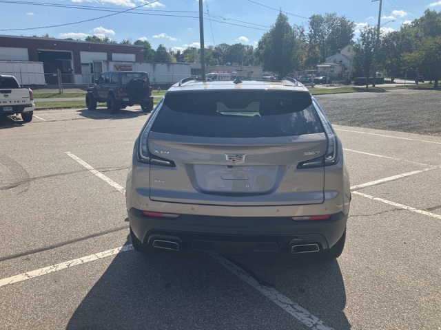 2023 Cadillac XT4 Sport photo 6