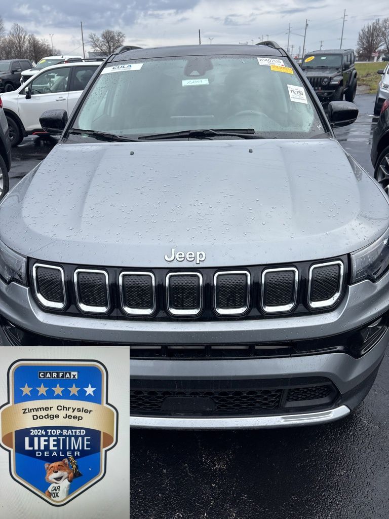 2022 Jeep Compass Limited's photo