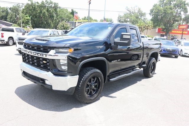 2021 Chevrolet Silverado 2500HD LT photo 3