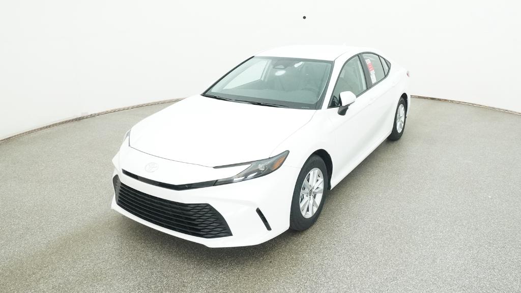 2025 Toyota Camry LE photo 4