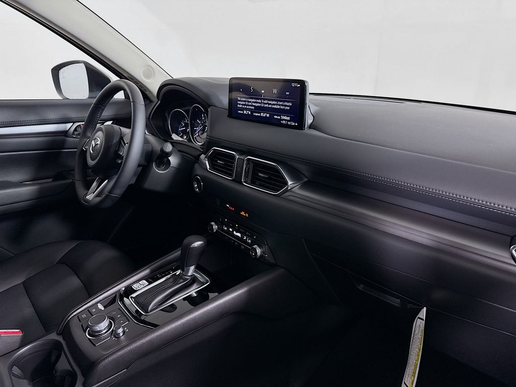 2025 Mazda CX-5 2.5 Select photo 27