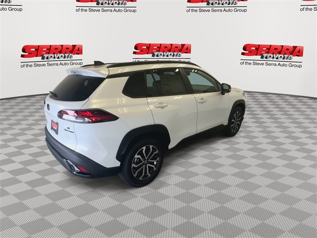 2026 Toyota Corolla Cross XLE XSE photo 9